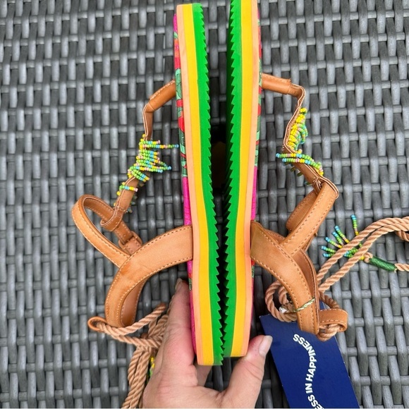 Farm Rio | NWT Size 7 Floral Pierre Beaded Flat Sandals - Picture 10 of 16